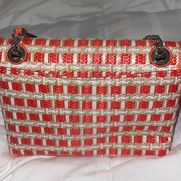 Kate Spade - Picture 2 of 4